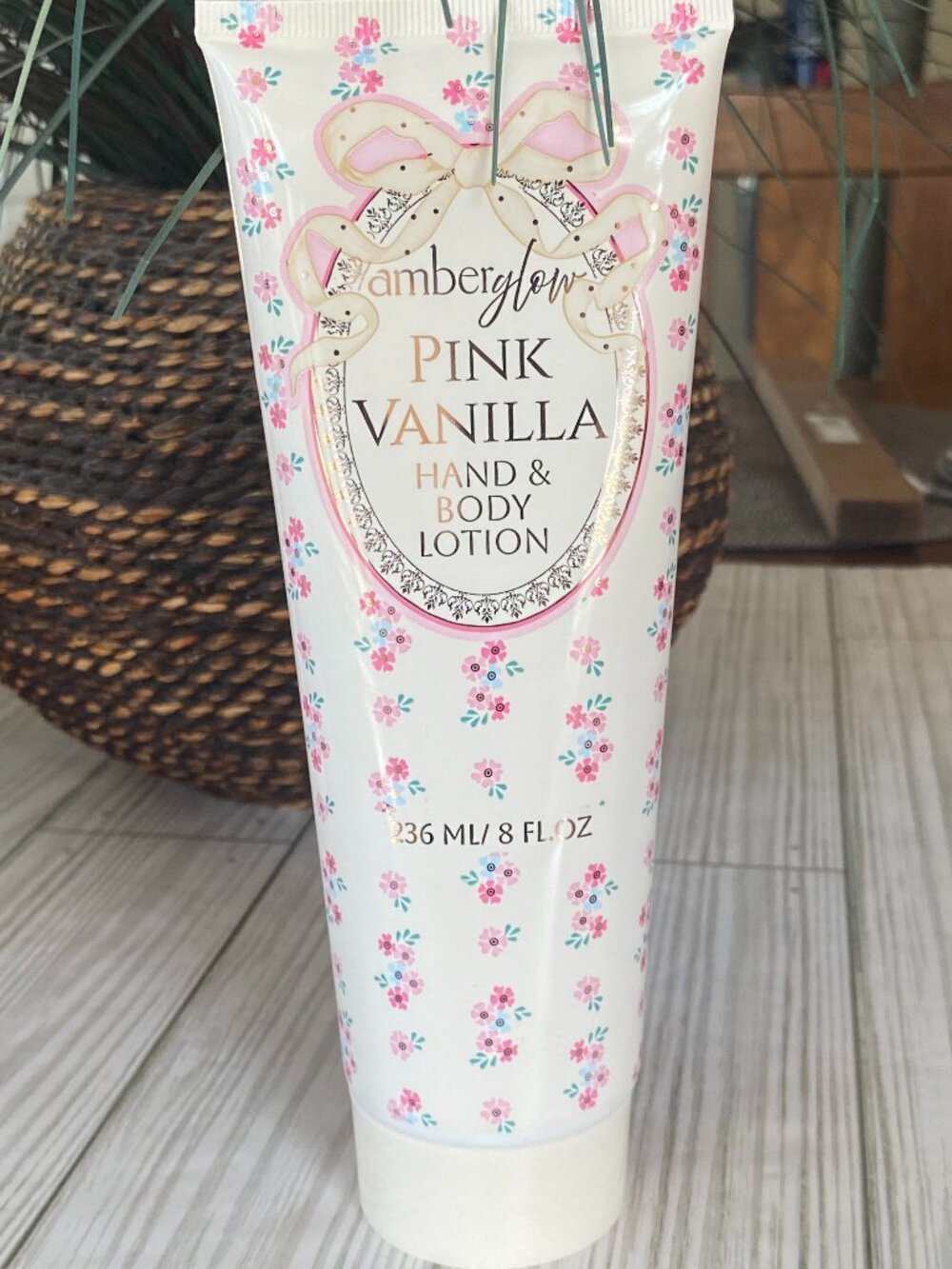 5/$10  Amber Glow Hand & Body Lotion PINK VANILLA